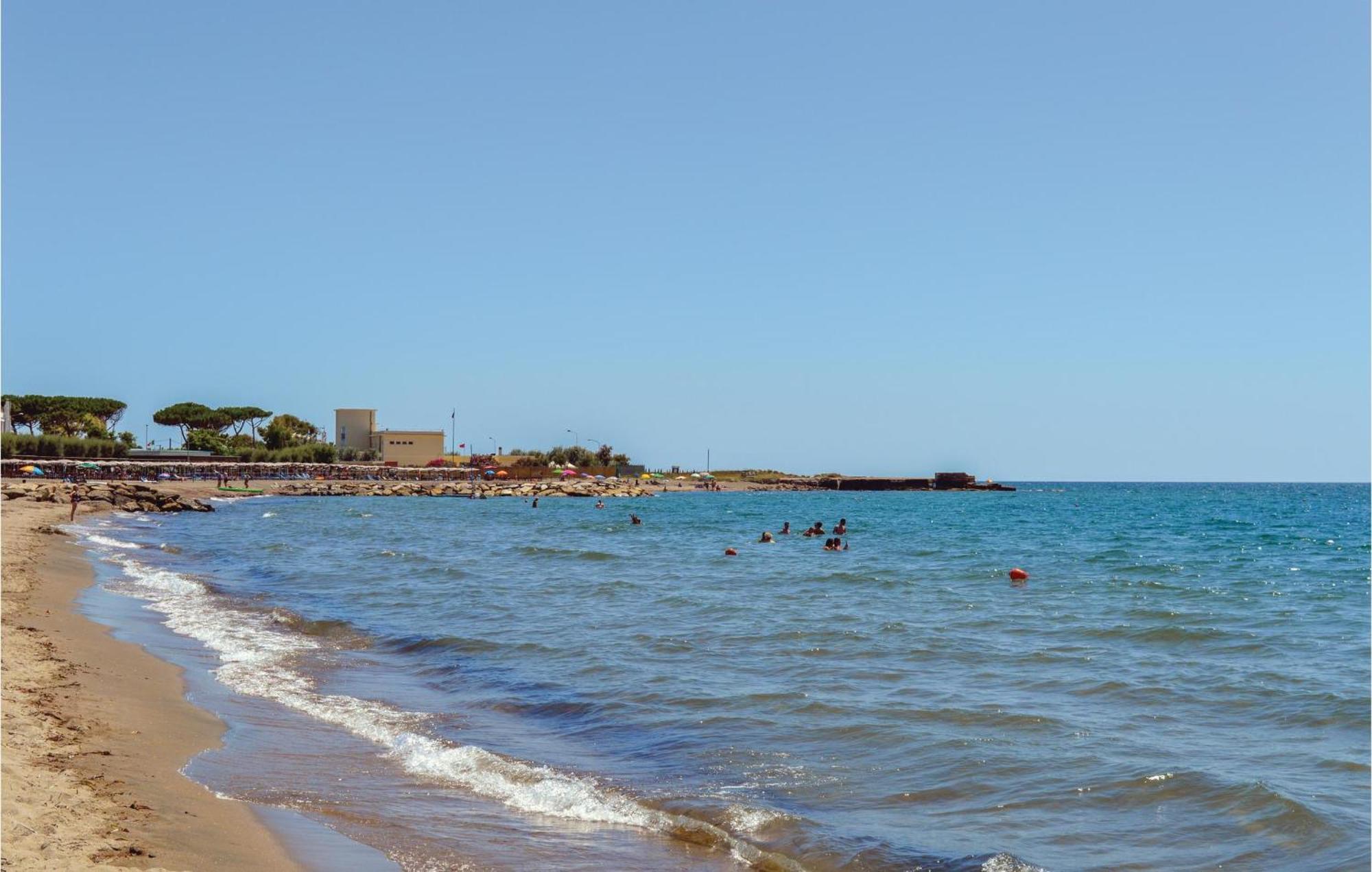 Gorgeous Apartment In Ladispoli Rm With Wifi 외부 사진